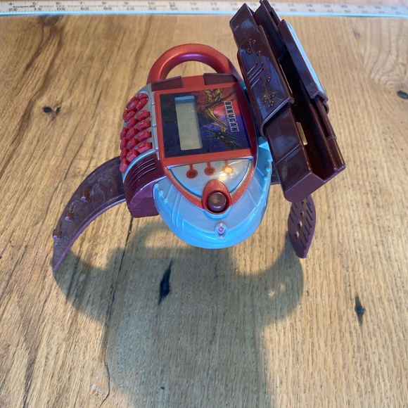 Bakugan Red and Gray Electronic Wrist‎ Console - Picture 2 of 4